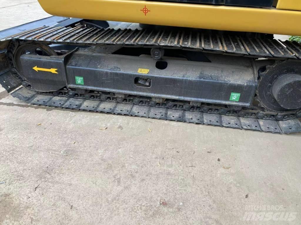 CAT 307 Koparki gąsienicowe
