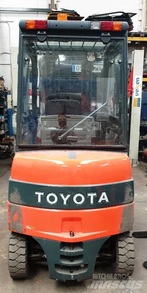 Toyota 7 FBMF 25 Wózki elektryczne