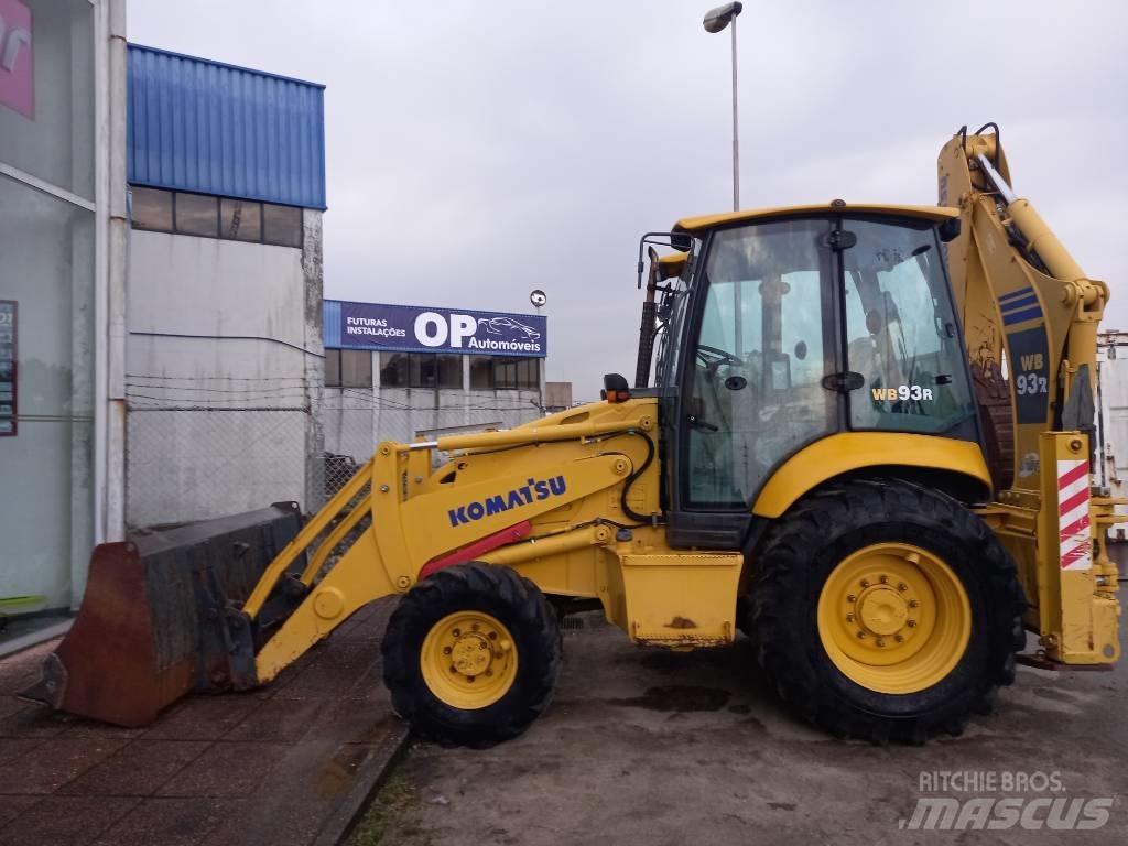 Komatsu WB 93 R Koparko-ładowarki