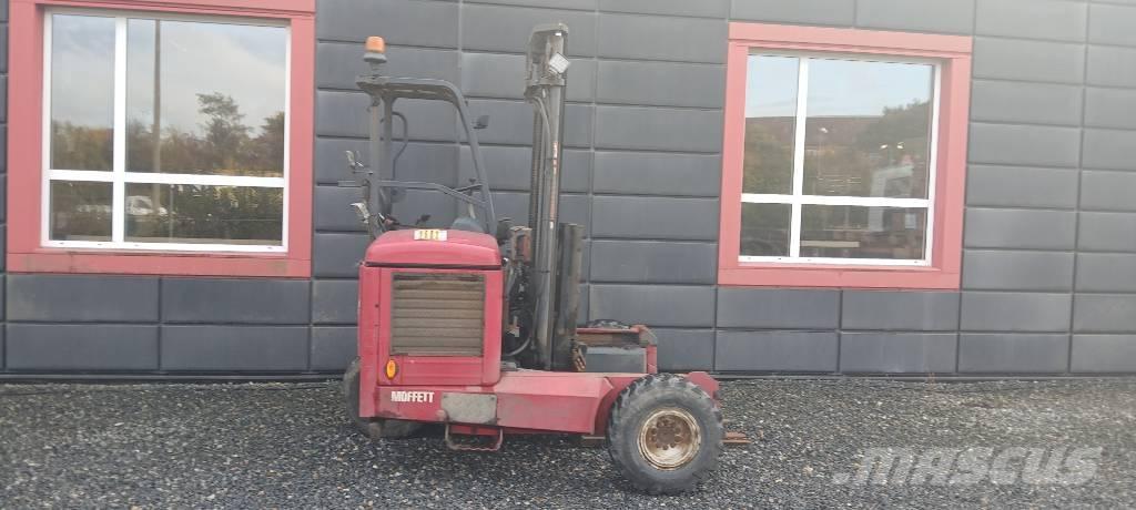 Moffett M5 25.3 Wózki Diesla