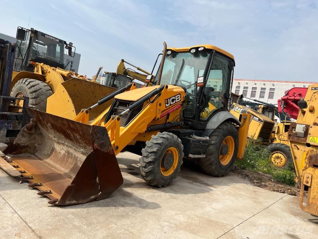 JCB 3CX Koparko-ładowarki