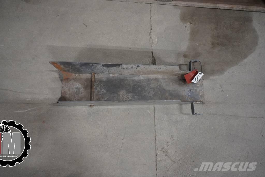 Valtra A 83 HT Skydd Rama i zawieszenie