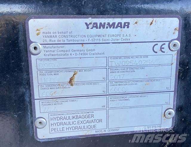 Yanmar B95W Koparki kołowe