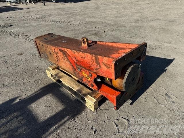 Socomec 1840 KG Młoty hydrauliczne