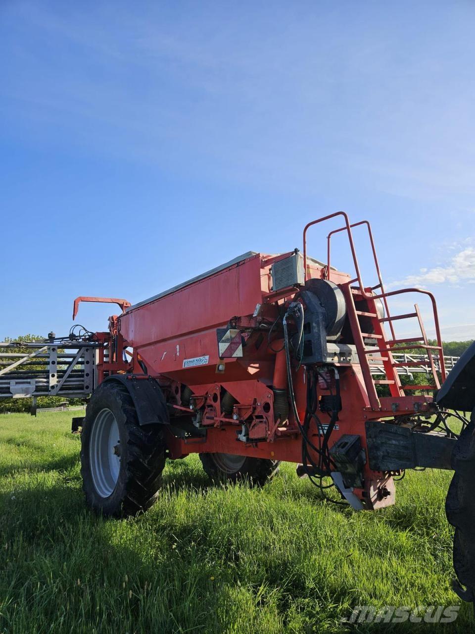 Rauch AGT 6036 Rozrzutnik nawozów mineralnych