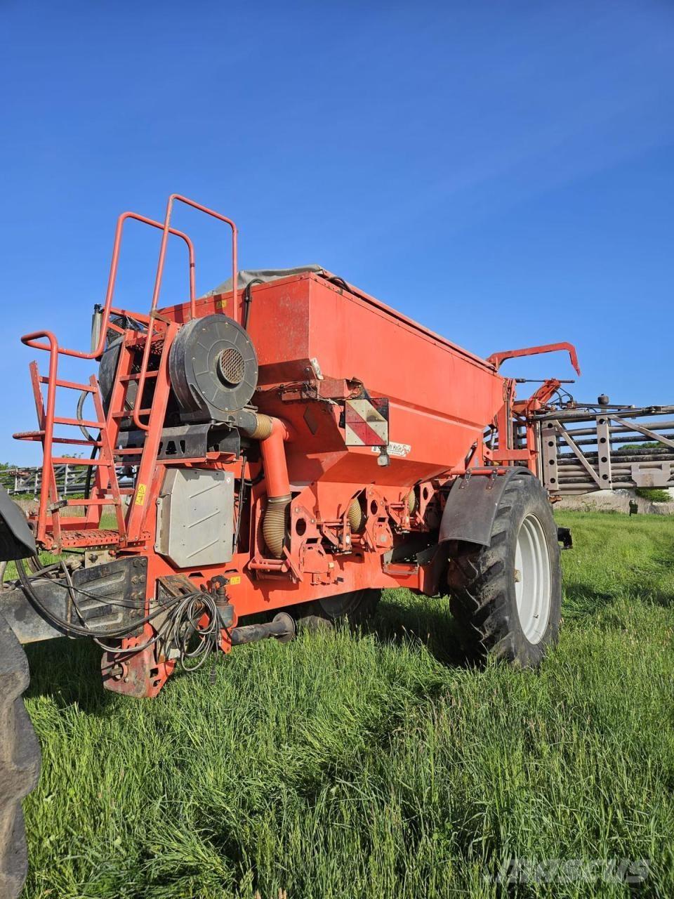 Rauch AGT 6036 Rozrzutnik nawozów mineralnych