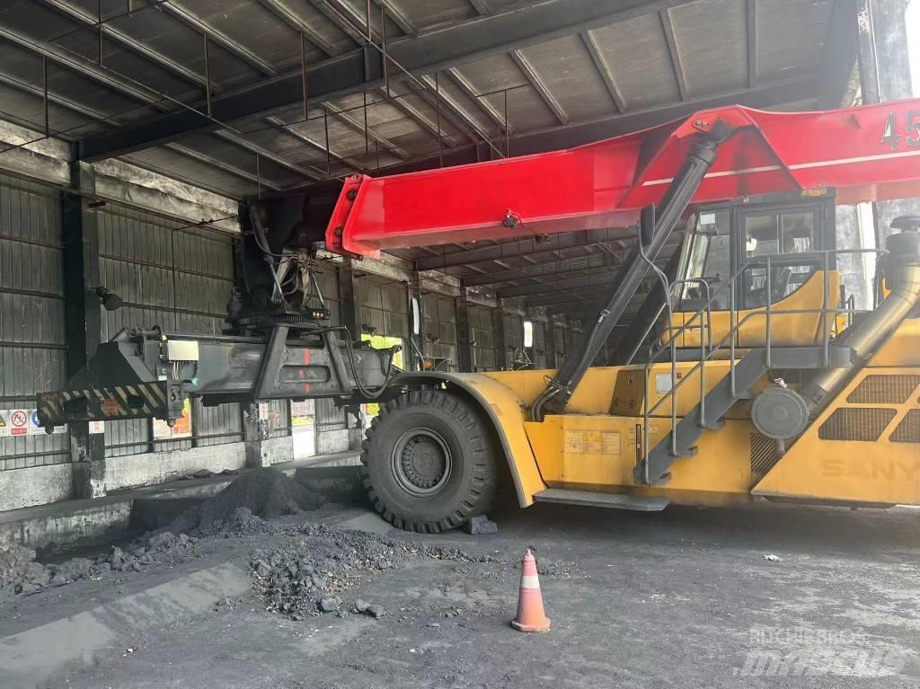 Sany SRSC 45 Wózki typu Reachstacker
