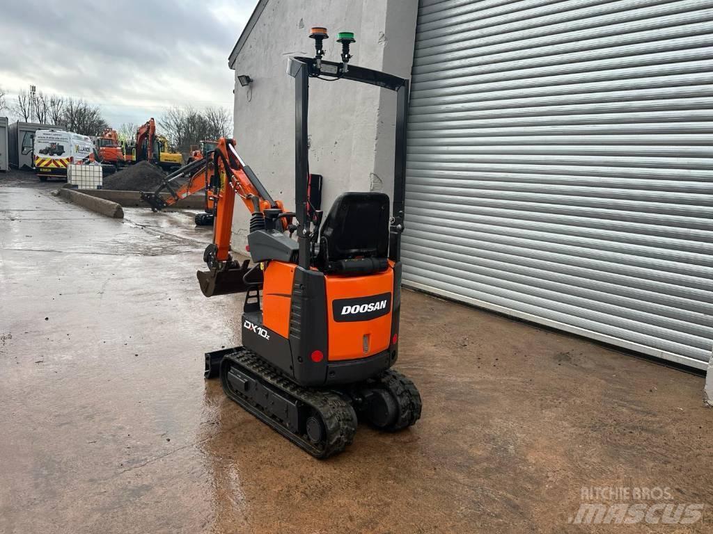 Doosan DX 10 Z Minikoparki