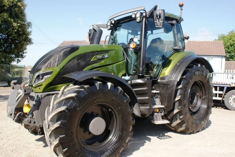 Valtra T 235 D Ciągniki rolnicze