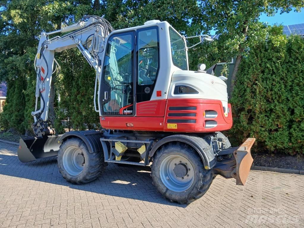 Takeuchi TB 295 W Koparki kołowe
