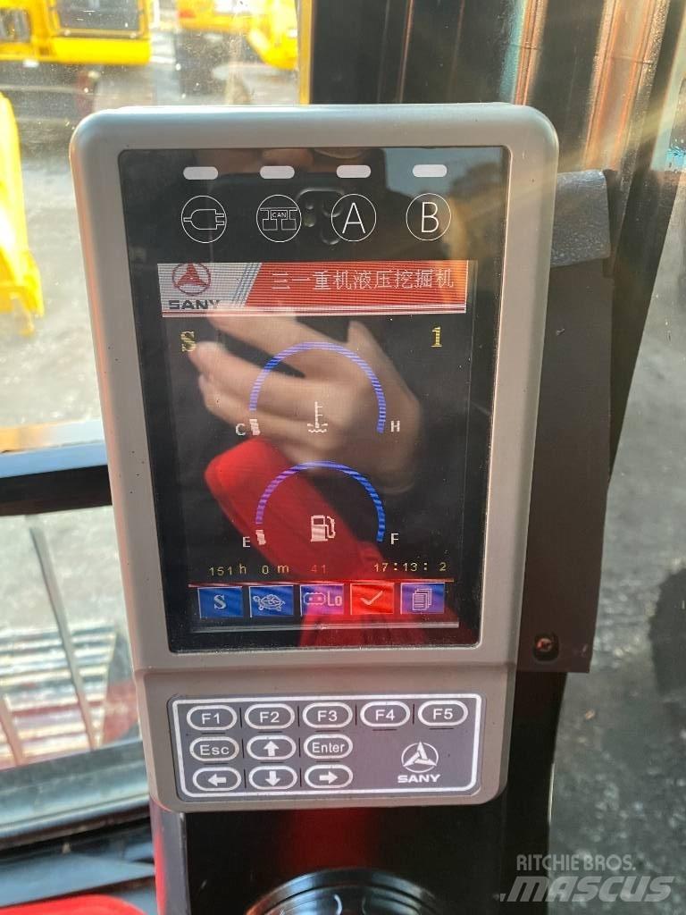 Sany 215C Koparki gąsienicowe
