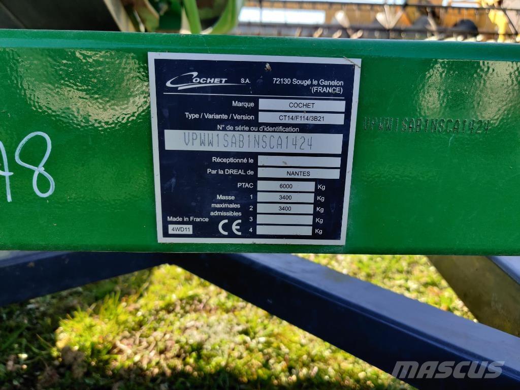 John Deere T670i Kombajny zbożowe