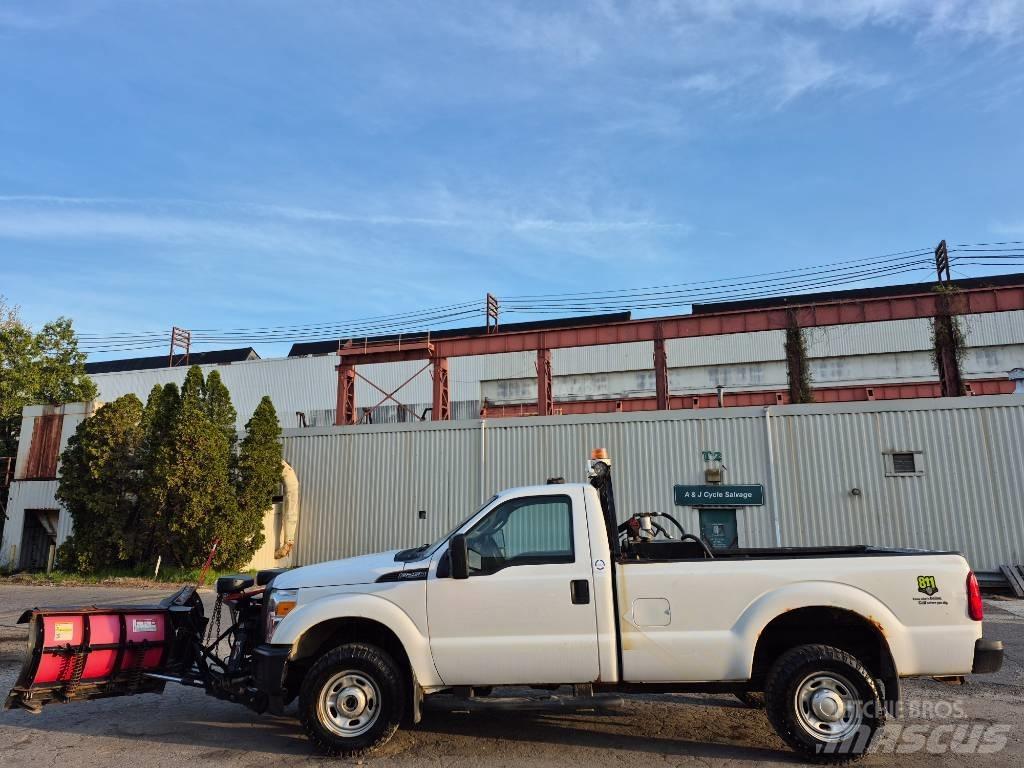 Ford F 250 Inne
