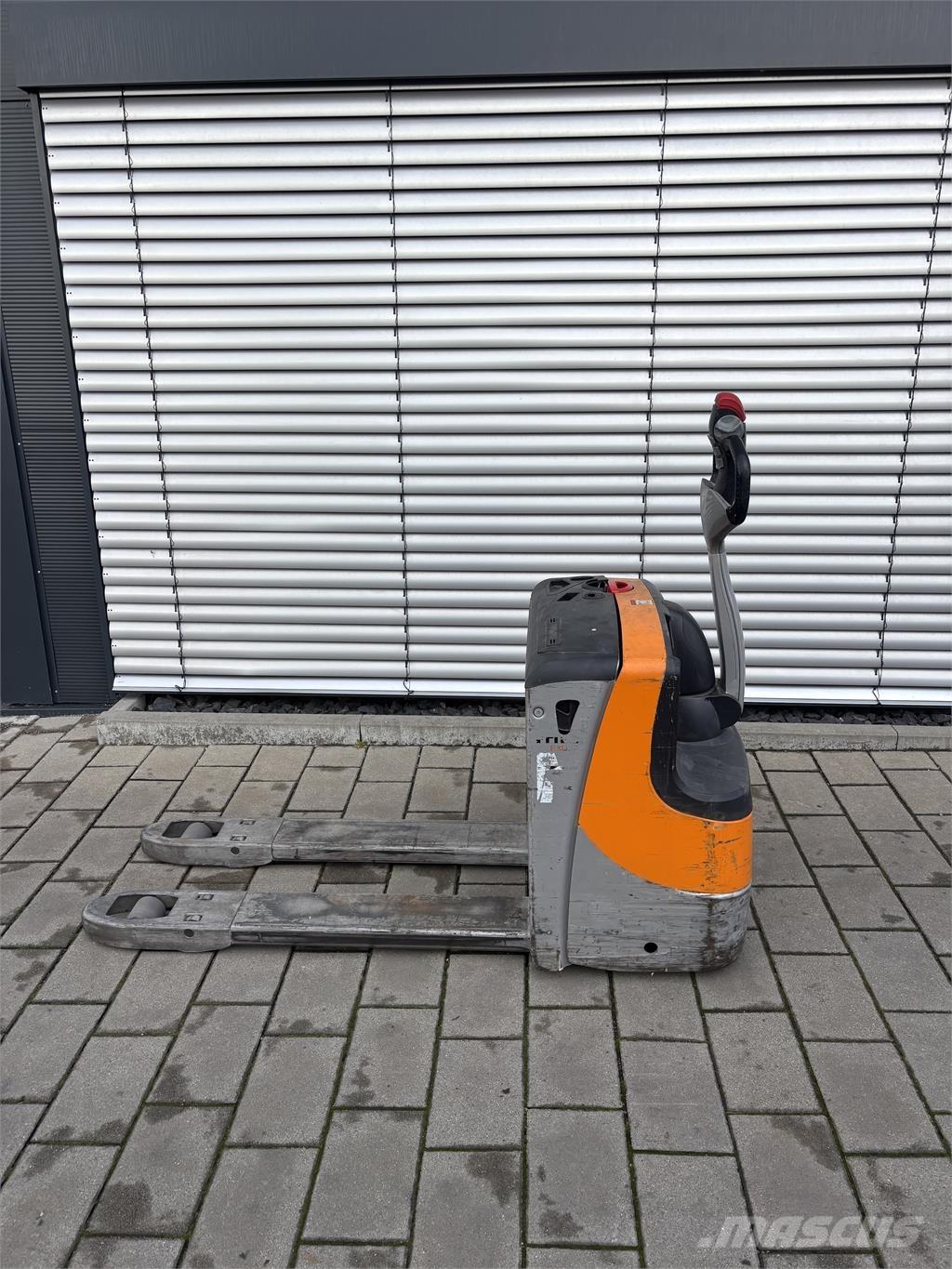 Still EXU16 Wózki widłowe unoszące z dyszlem