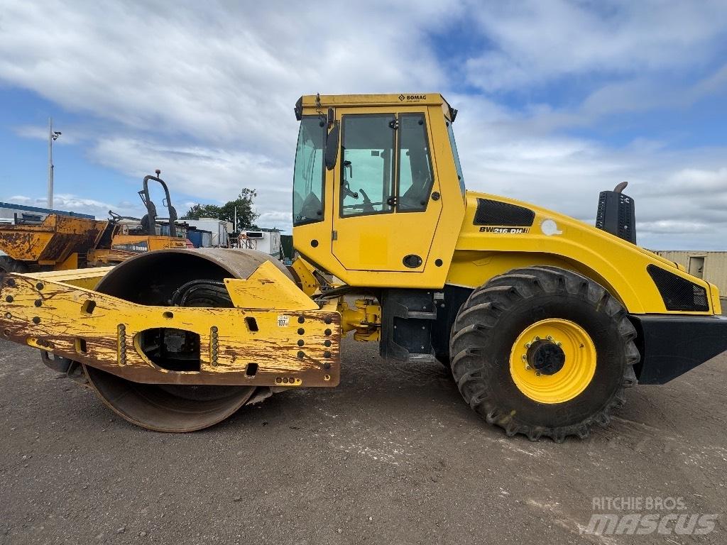 Bomag BW 216 D H-4 Walce jednobębnowe
