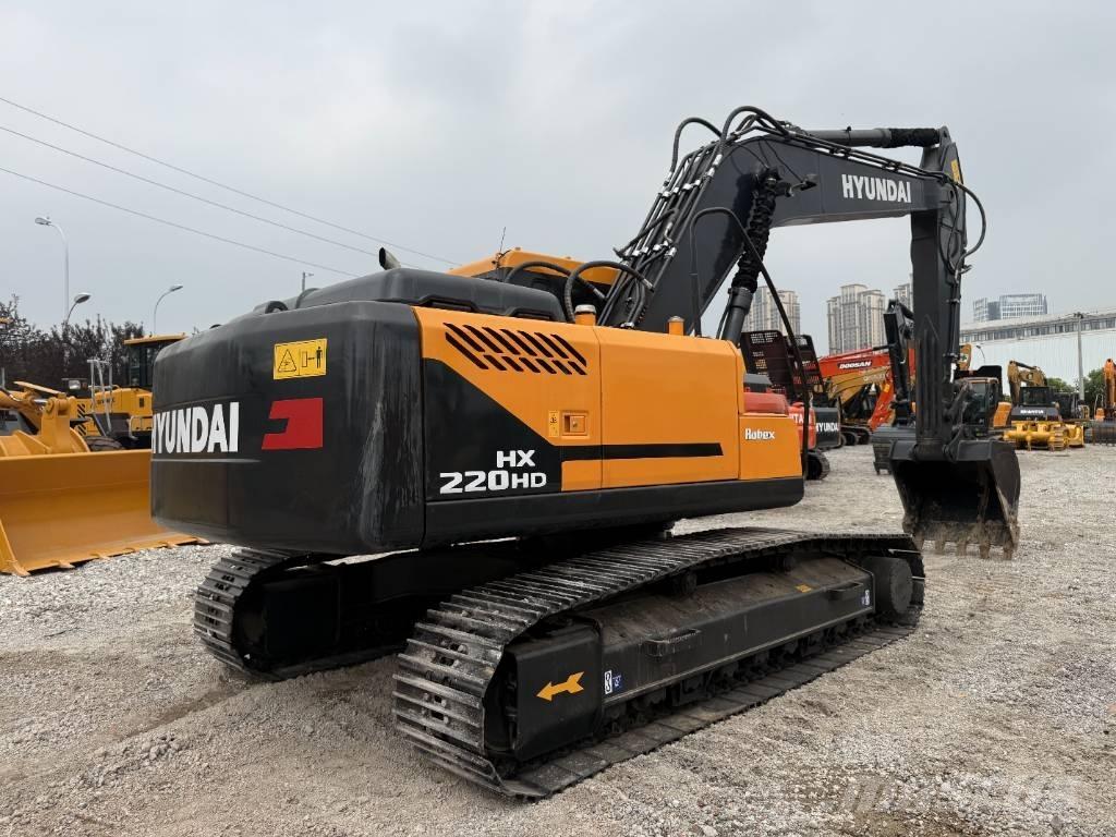 Hyundai HX220 Koparki gąsienicowe