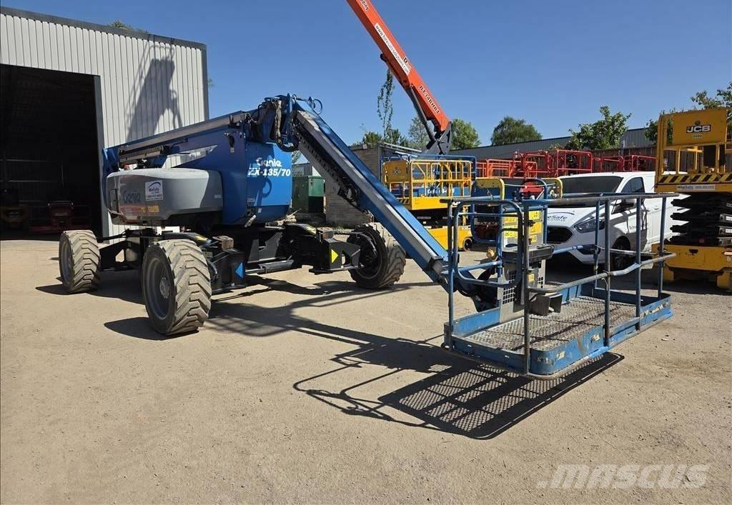 Genie ZX 135/70 Podnośniki przegubowe