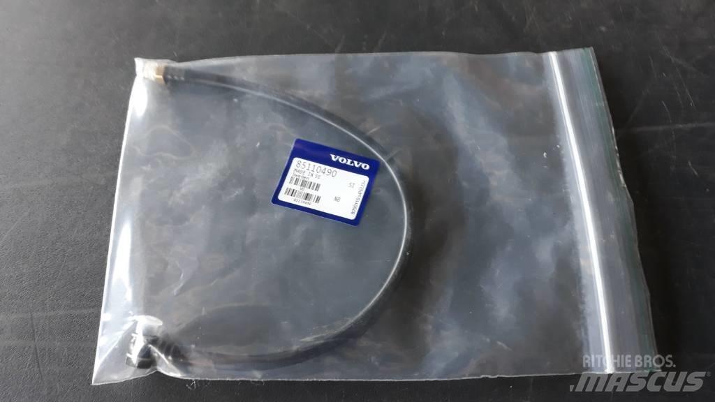 Volvo HOSE 85110490 Kabiny i wnętrze