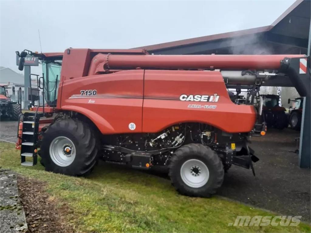 Case IH 7150 AF Kombajny zbożowe