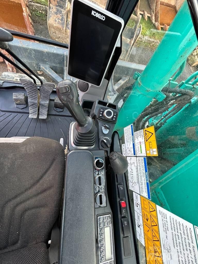 Kobelco SK 140 SR LC Koparki gąsienicowe