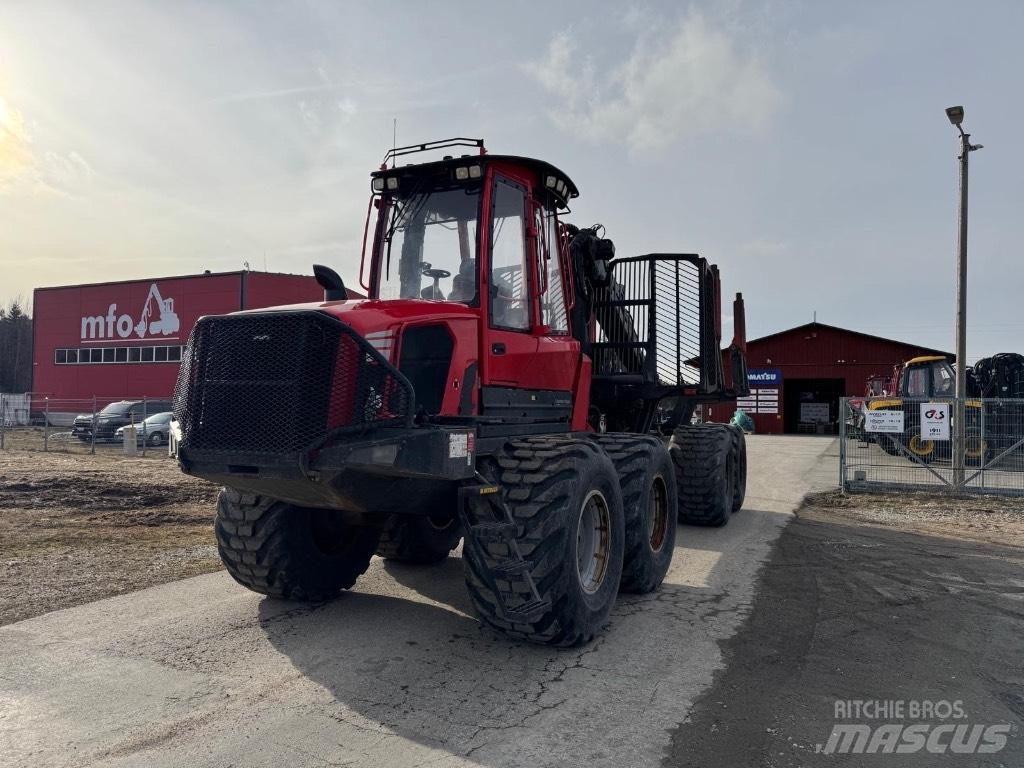 Komatsu 895 Forwardery