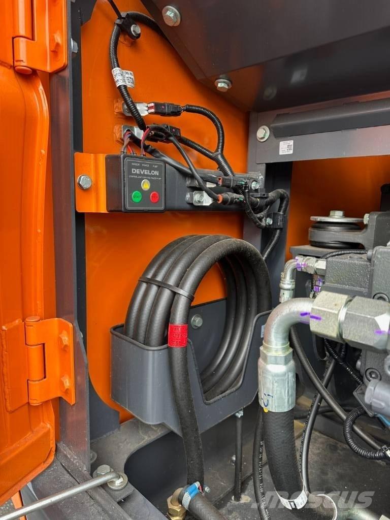 Develon DX 225 LC-7M Koparki gąsienicowe