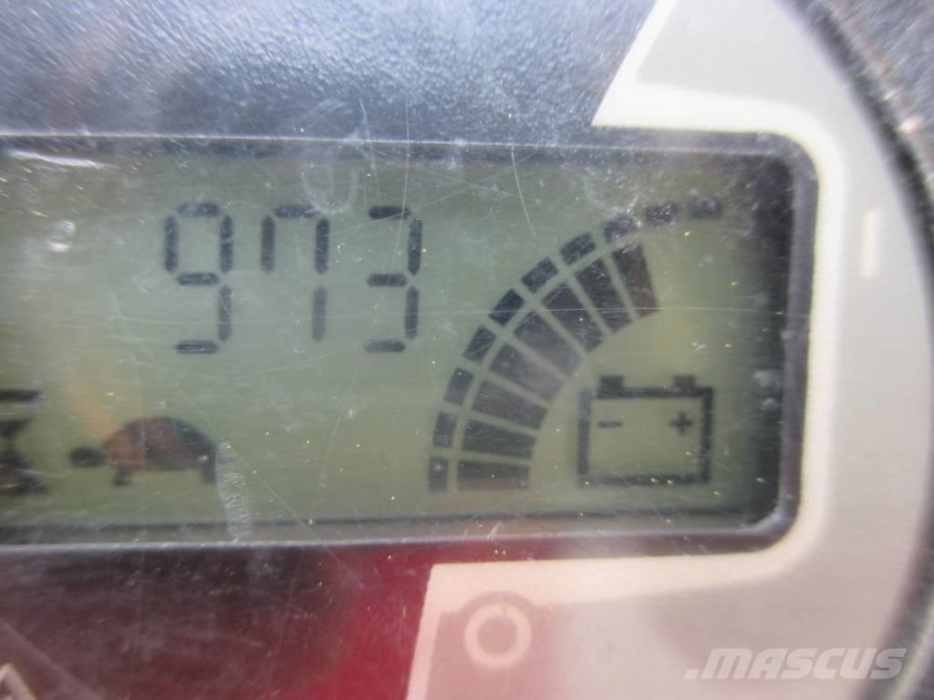 JLG Toucan 8 E Podnośniki masztowe