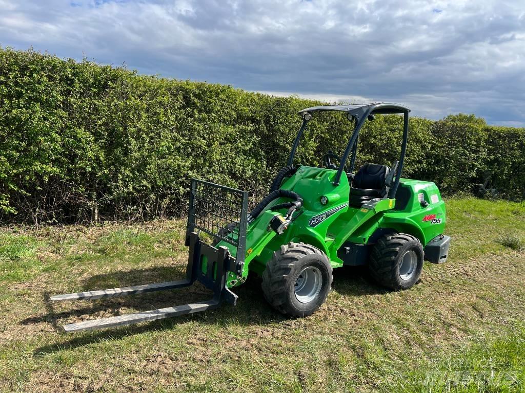 Avant 755 i Miniładowarki