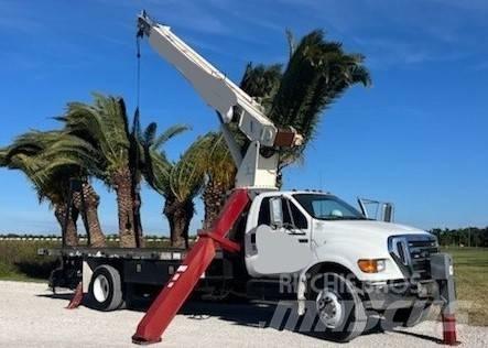 Ford F 750 Żurawie samochodowe