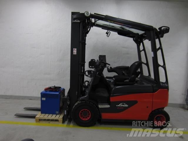 Linde E25R Wózki elektryczne