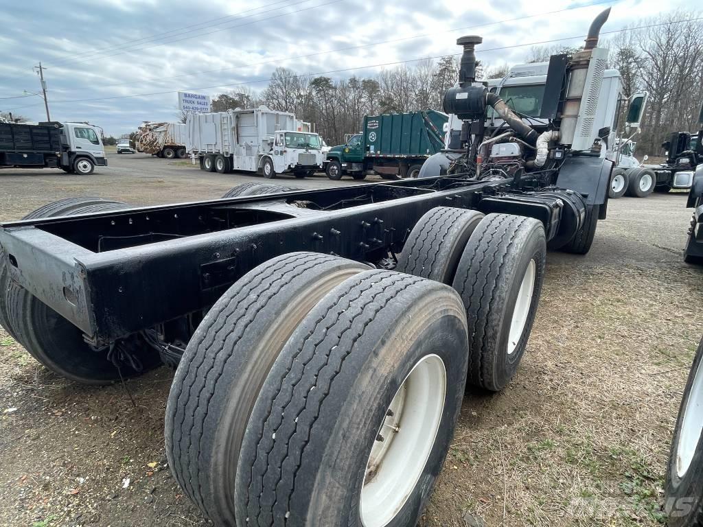 Mack LEU613 Pojazdy pod zabudowę