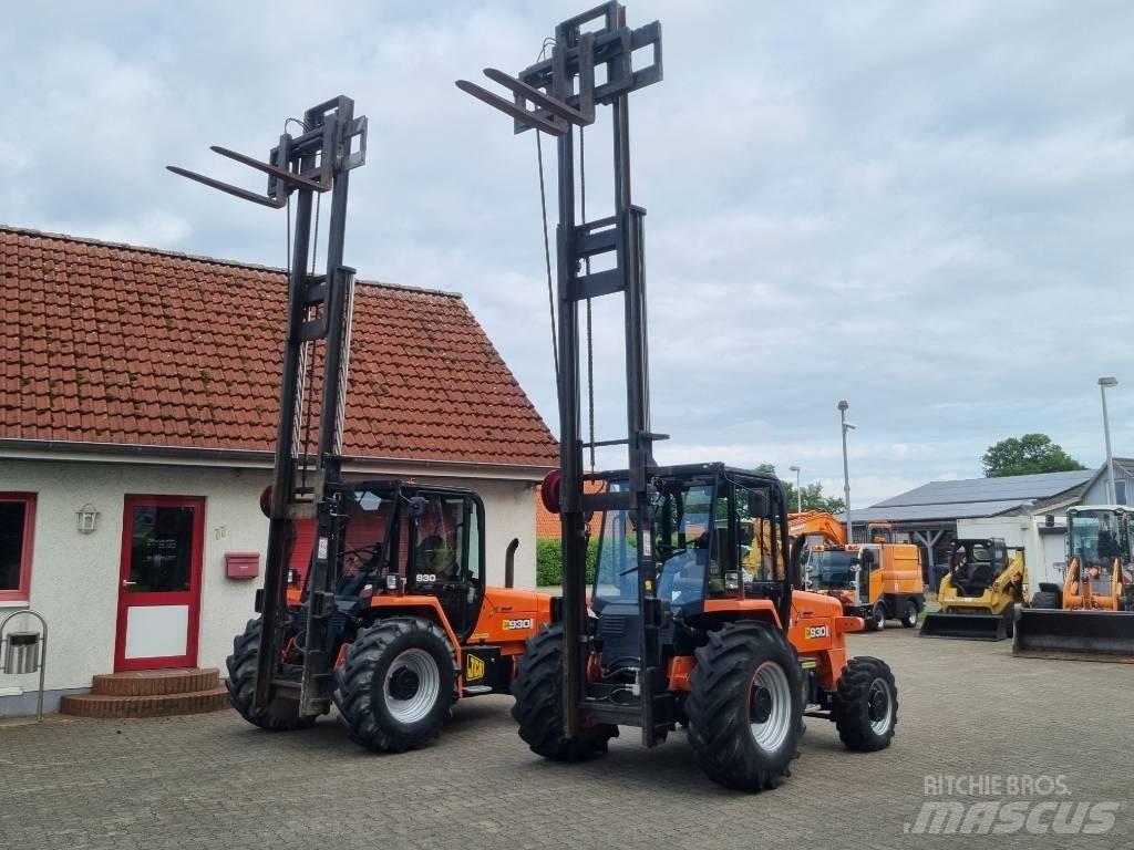 JCB 930-4 Wózki widłowe terenowe