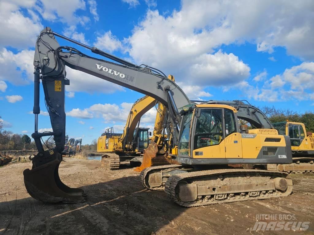 Volvo EC 220 DL Koparki gąsienicowe