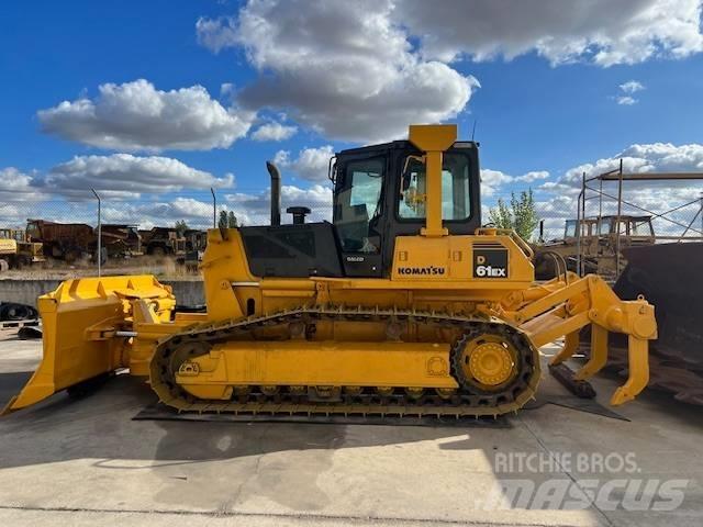 Komatsu D 61 EX-15 Spycharki gąsienicowe