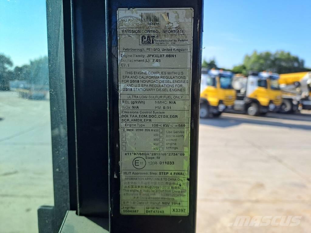 CAT 330 NG Koparki gąsienicowe