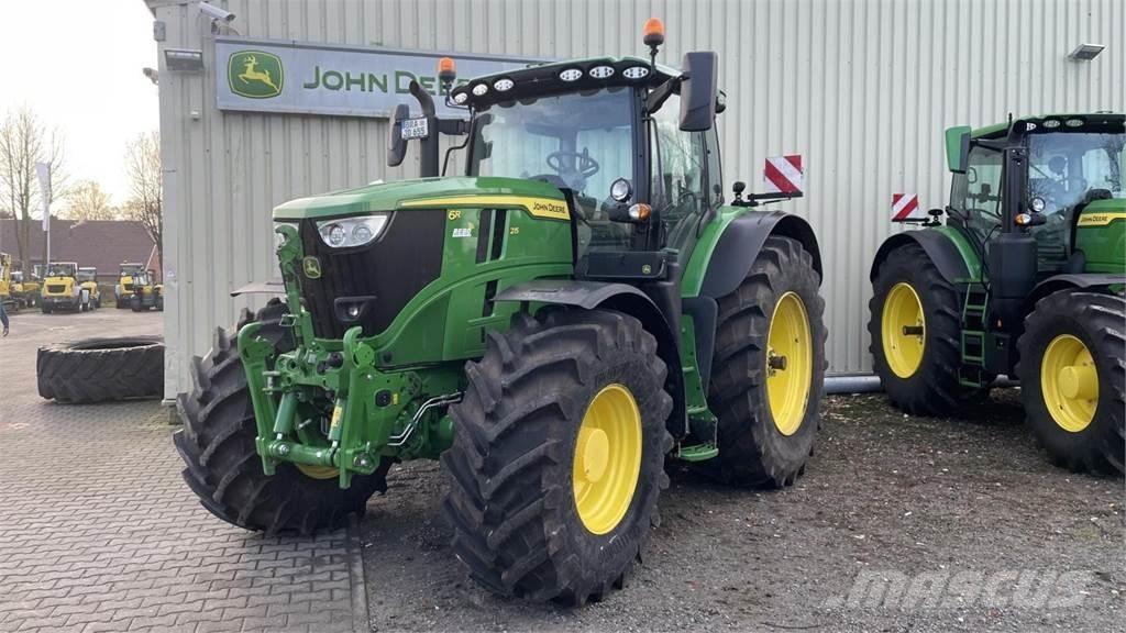 John Deere 6R215 Ciągniki rolnicze