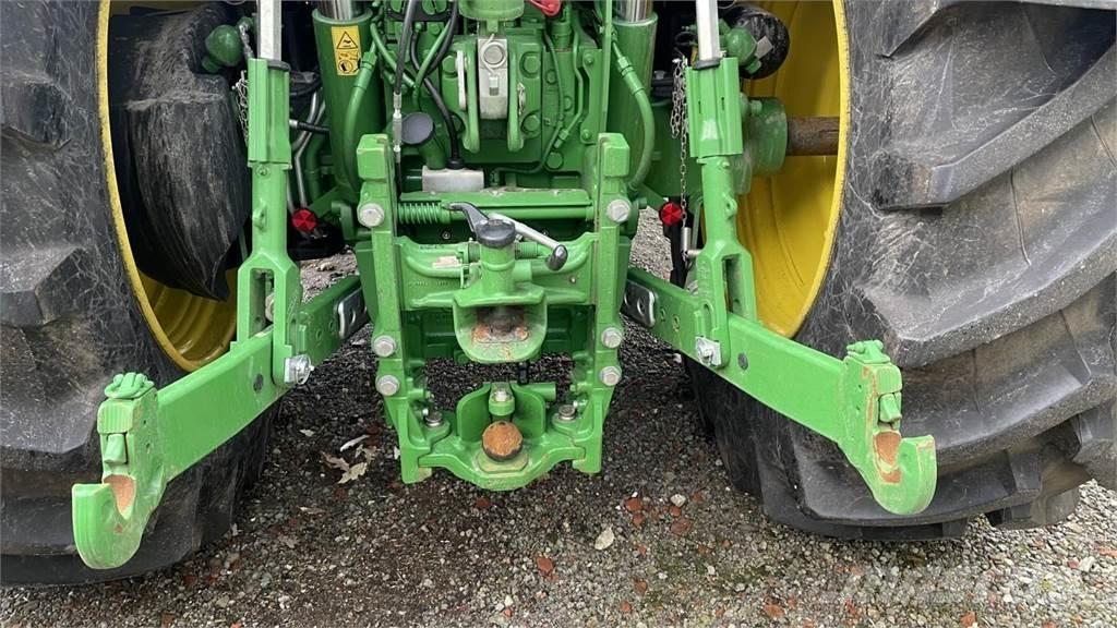John Deere 6R215 Ciągniki rolnicze