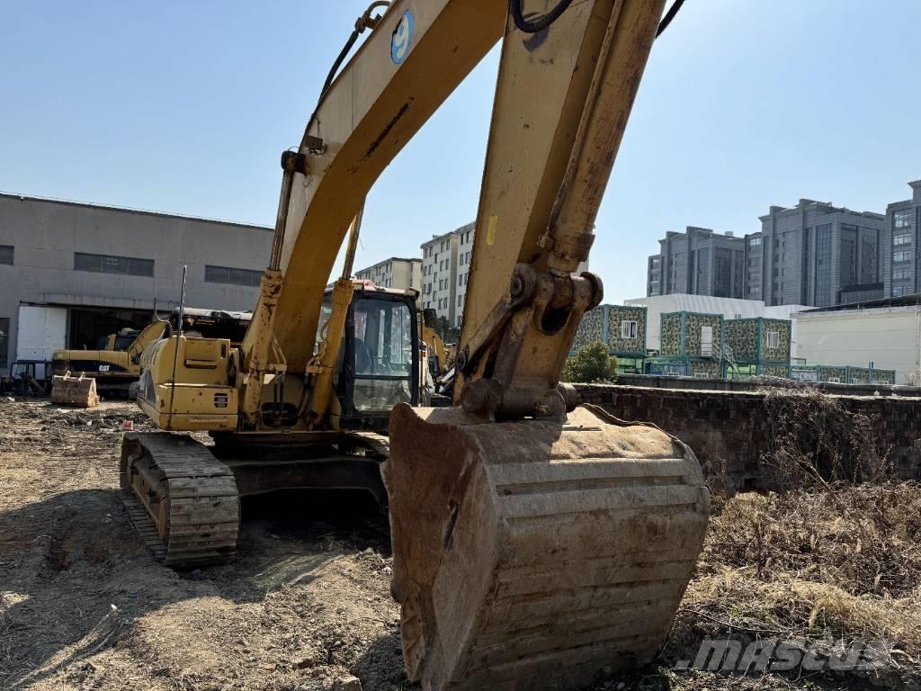 CAT 330 C Koparki gąsienicowe
