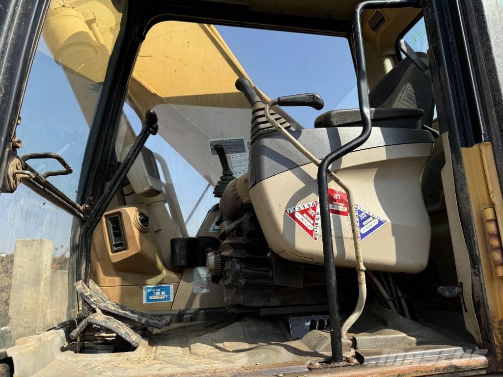 CAT 330 C Koparki gąsienicowe