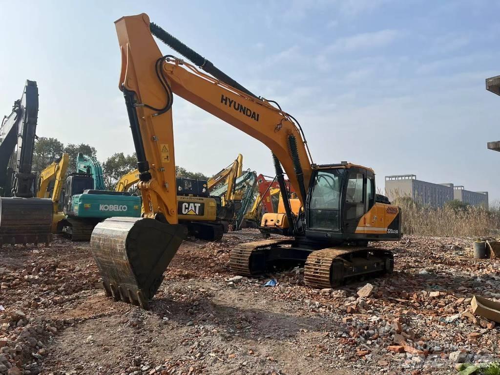 Hyundai R220 Koparki gąsienicowe
