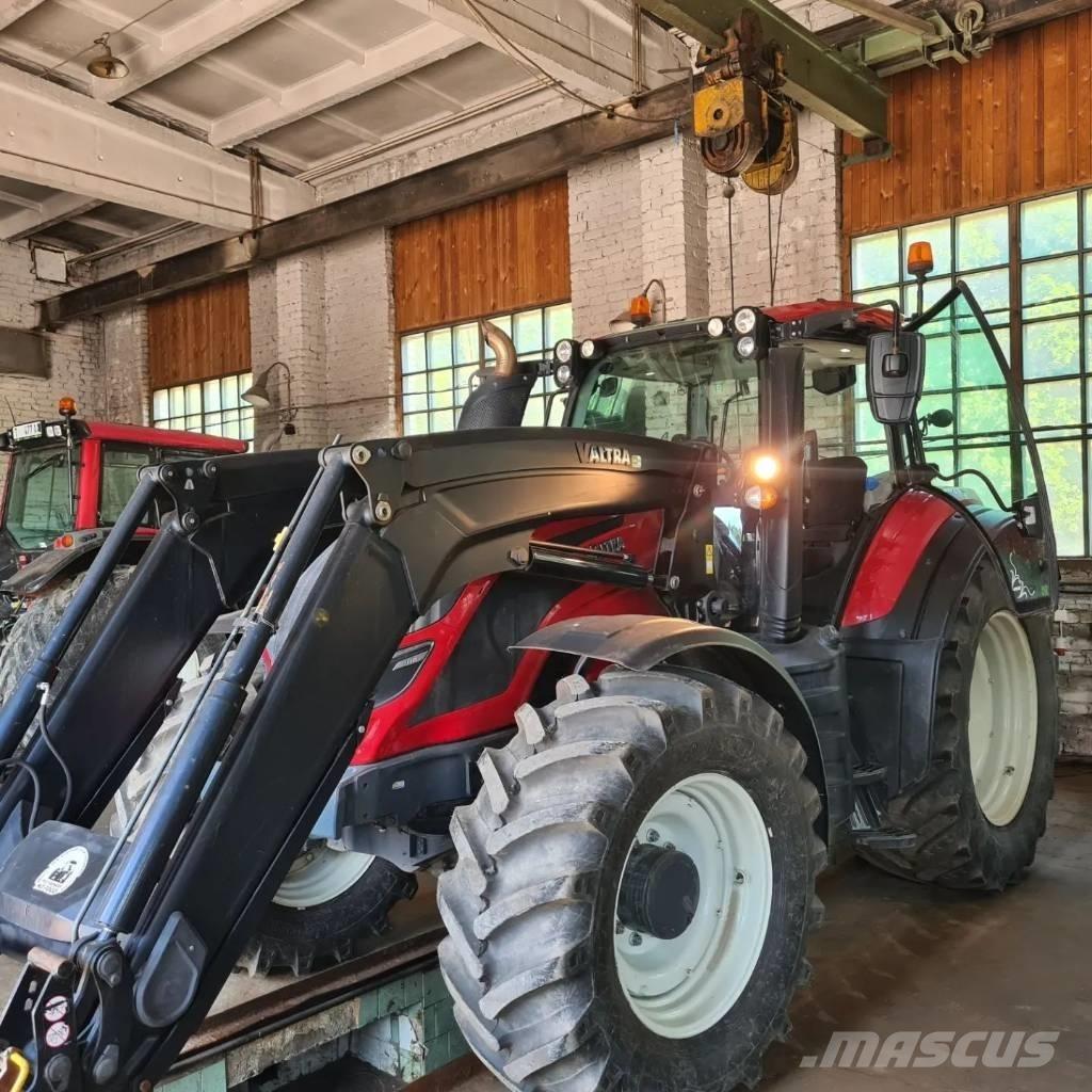 Valtra T 174 Ciągniki rolnicze