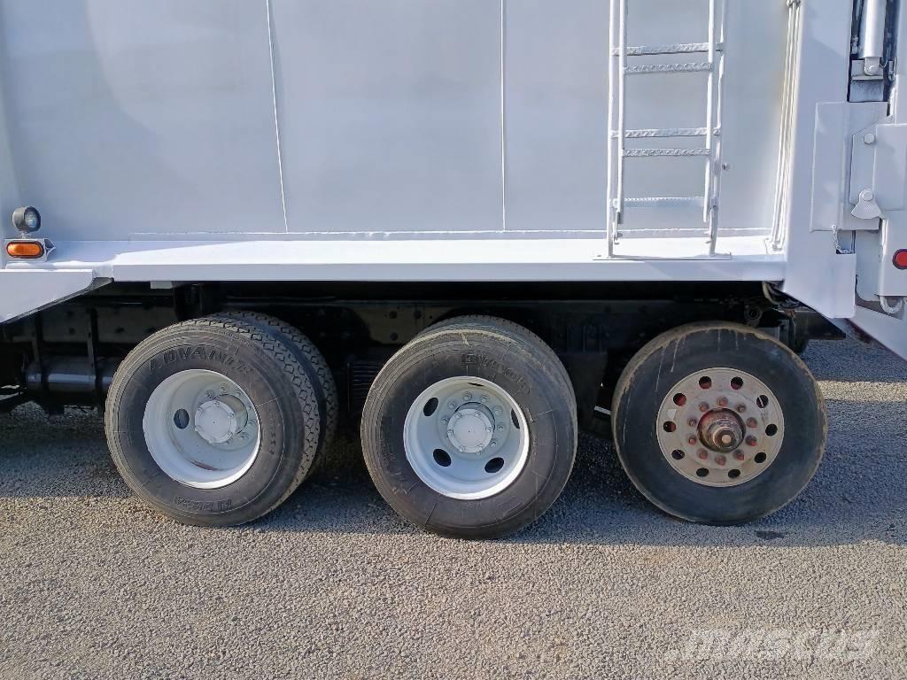 Mack LEU Śmieciarki