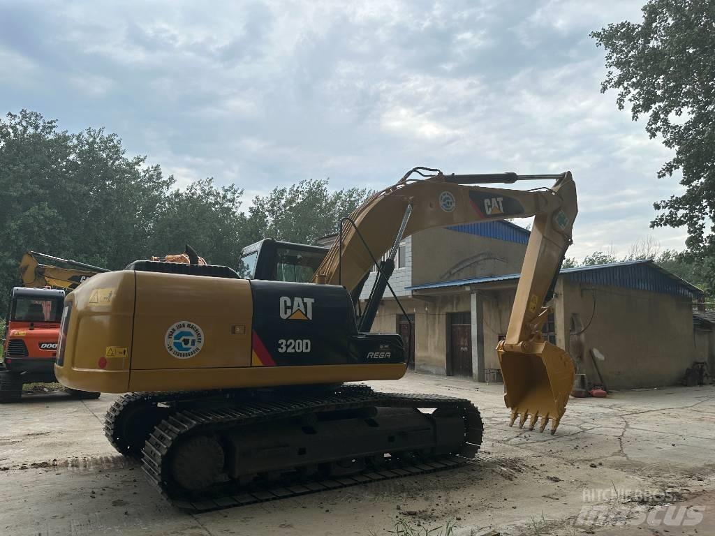 CAT 320D Koparki gąsienicowe