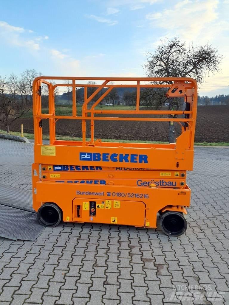 JCB S2032E (02304) Podnośniki nożycowe