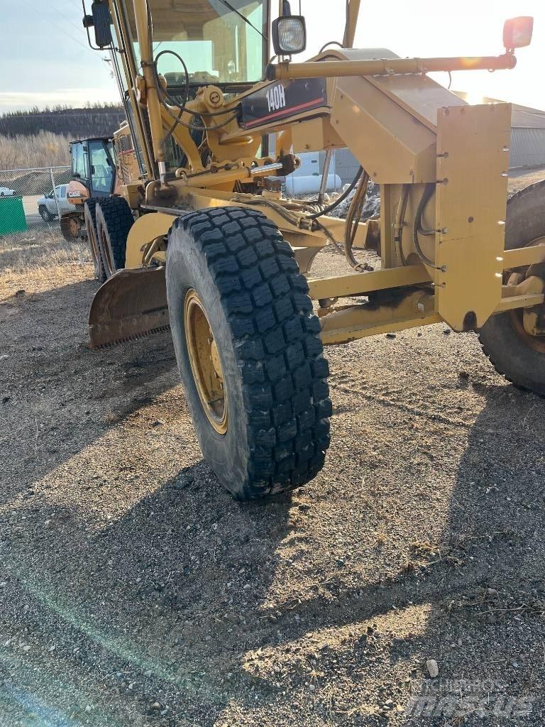 CAT 140 H Równiarki