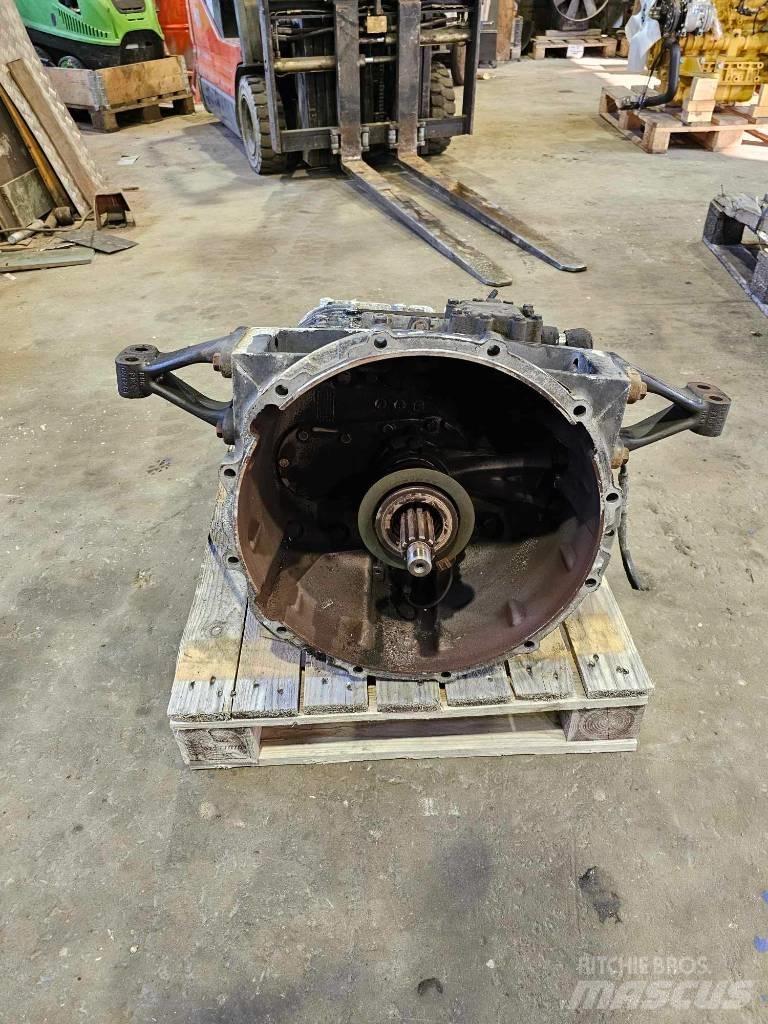 ZF 6S 850 Przekładnie i skrzynie biegów