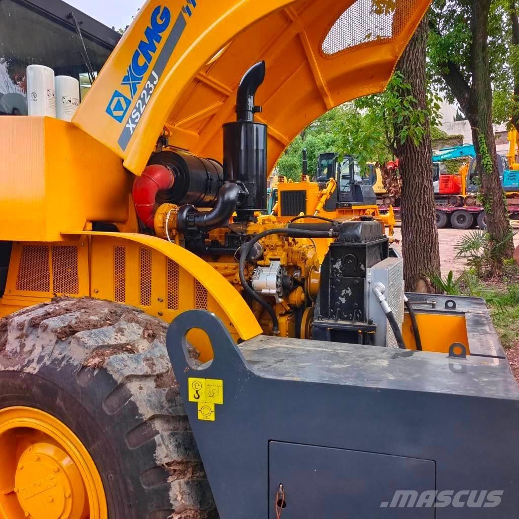 XCMG XS 223 J Walce jednobębnowe