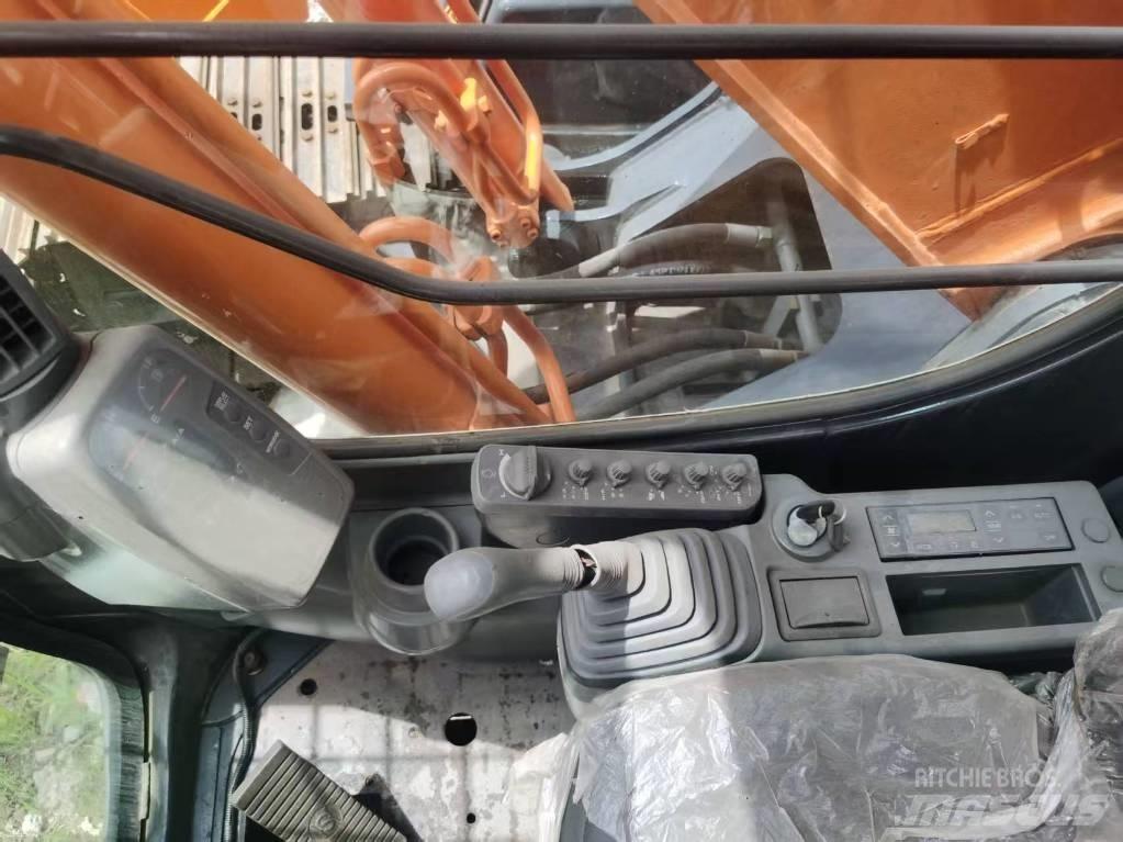 Hitachi ZX 200 Koparki gąsienicowe