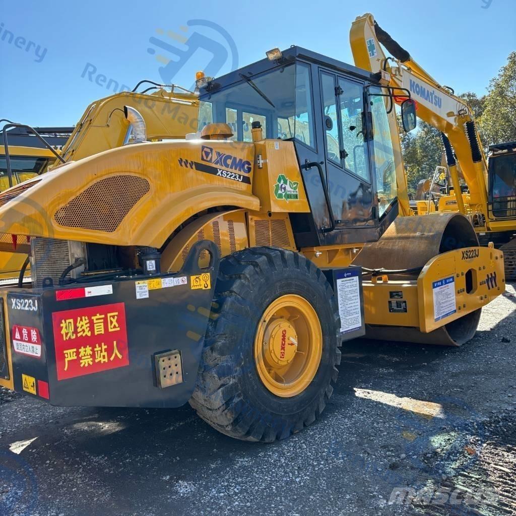 XCMG XS 223 J Walce jednobębnowe