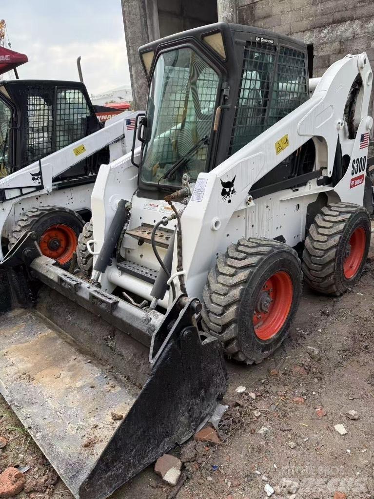 Bobcat S 300 Ładowarki burtowe